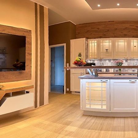 Apartment Dagmar Buresove プラハ エクステリア 写真