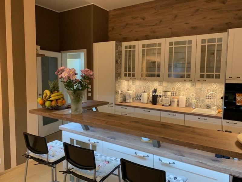 Apartment Dagmar Buresove プラハ エクステリア 写真